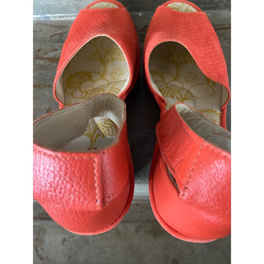 Fly London Yake poppy orange perforated suede wedge wirh ankle strap-size 38 - Picture 4 of 6